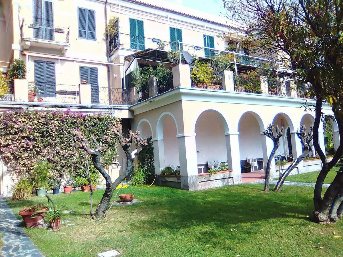 Lorenzo Apartment レヴァント エクステリア 写真